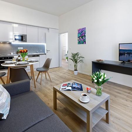Downtown Suites Jugoslavska Prague Exterior photo
