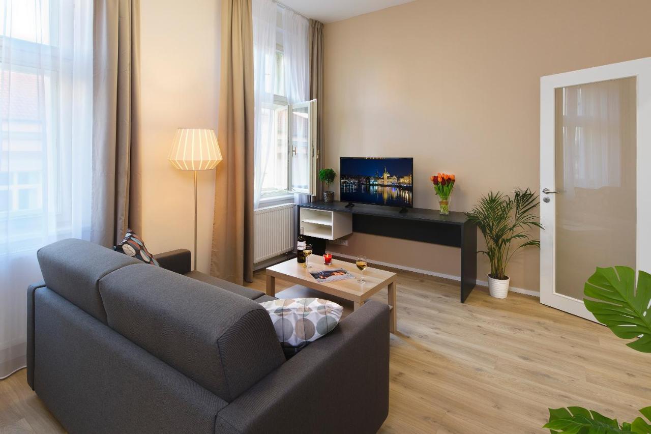 Downtown Suites Jugoslavska Prague Exterior photo