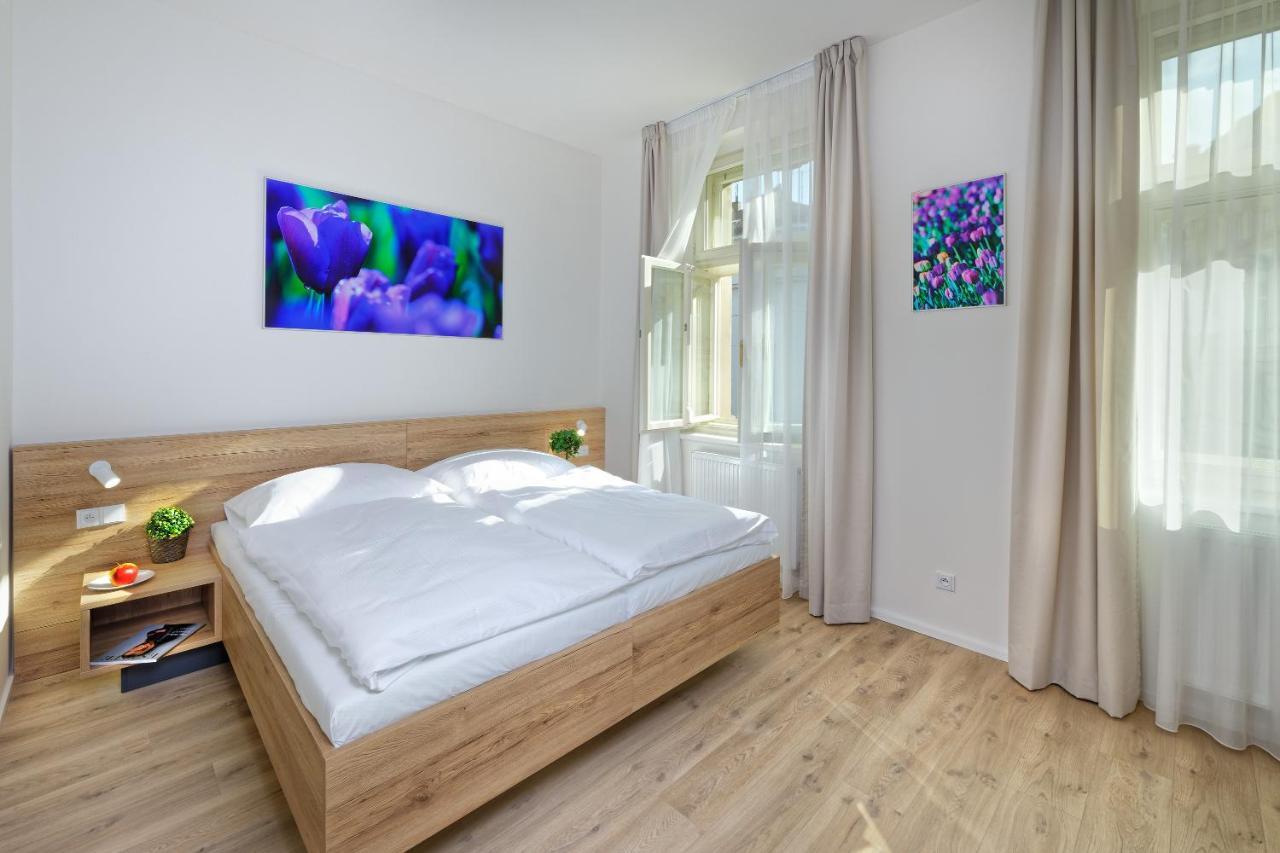Downtown Suites Jugoslavska Prague Exterior photo